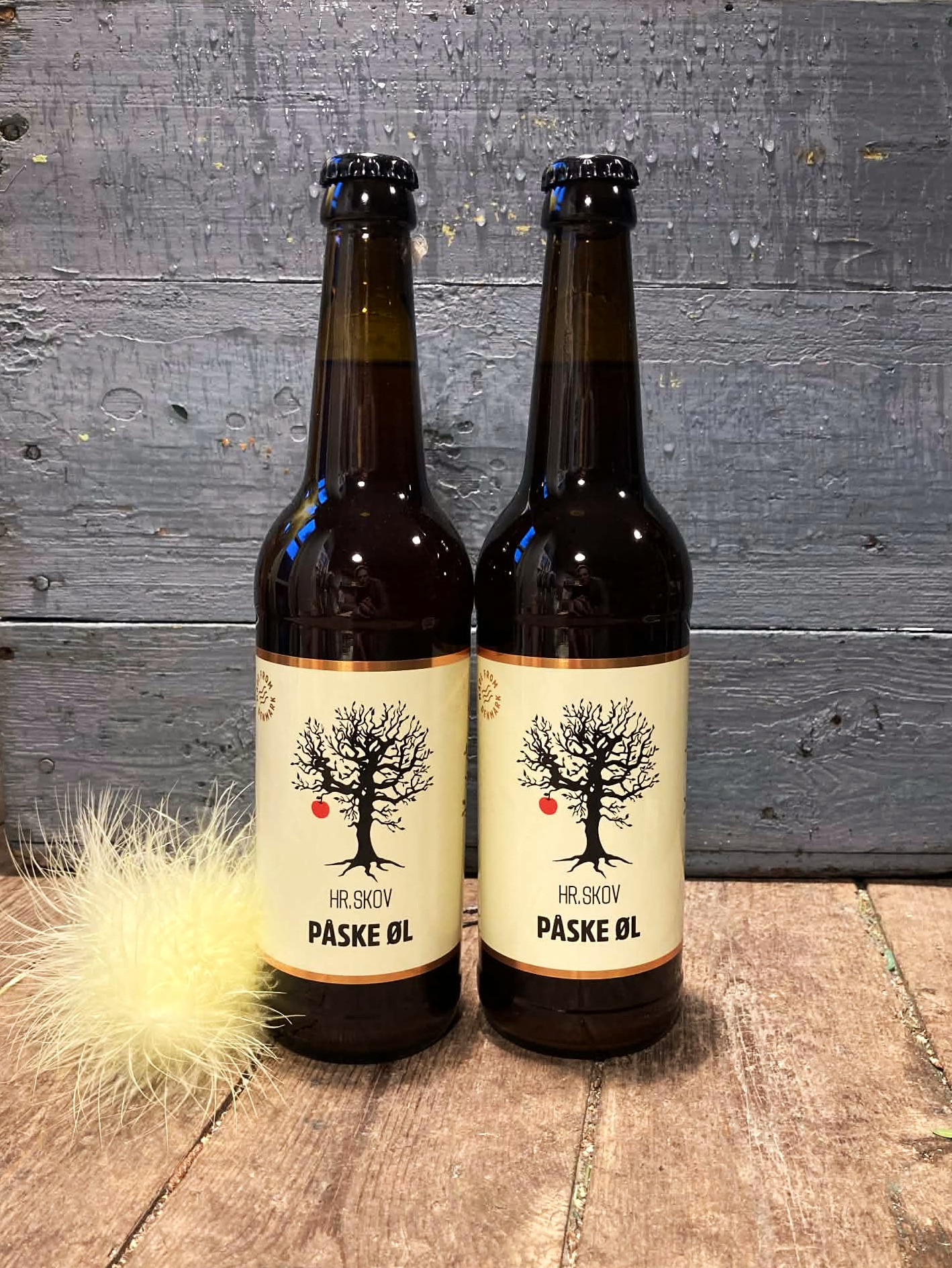 HR. Skov limited edition Påske Øl brygget på gule blommer lagret i Stauning Whisky – påskeøl hos Årstidens Blomster i Helsinge.