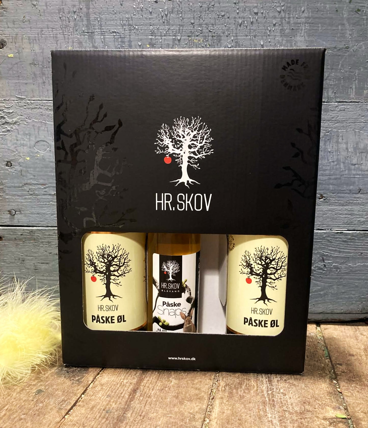 Gaveæske med Hr. Skov Påskeøl og Påskesnaps – lokale påskespecialiteter til påskebordet.